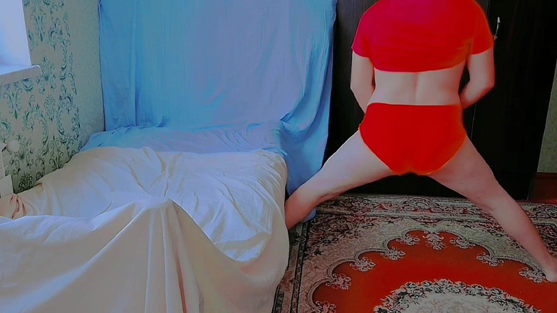 Kitty_Cross: Mesmerizing Moves: Dancing to the Rhythm of Desire