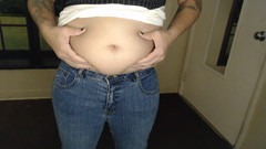 Abby Anna: Gordita rebota en gran barriga