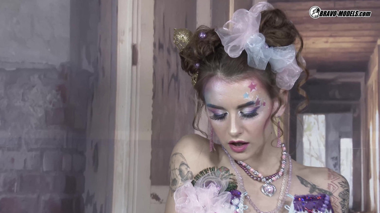 Bravo Models Media: 423 - Adelle Unicorn