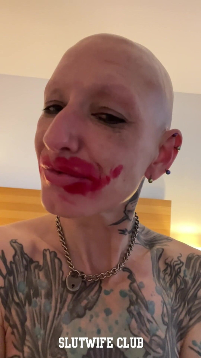 Slutwife Club: Mainan buatan peminat deepthroat vilja yang bertatah, tunggangan pantat mentah &amp;...