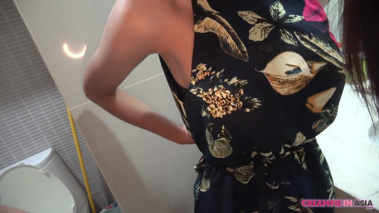Creampie In Asia: Belle tette tutte sborrata dentro