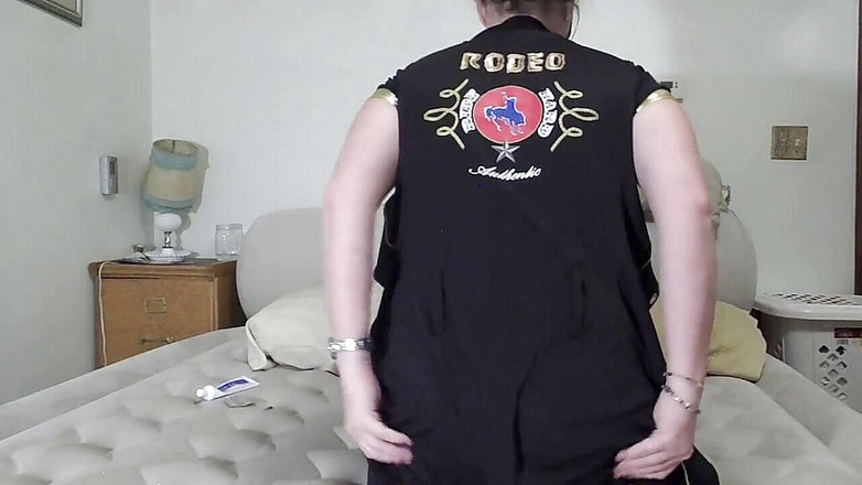 The Appalachian American Princess: Buckelkissen