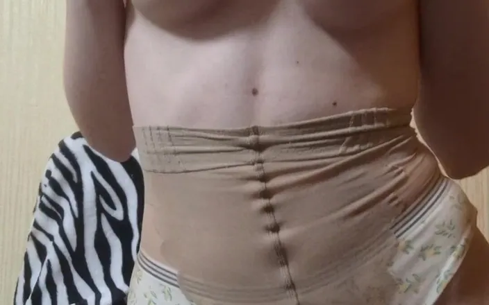 ElzaKom: This Videos Is What You Want, Right?