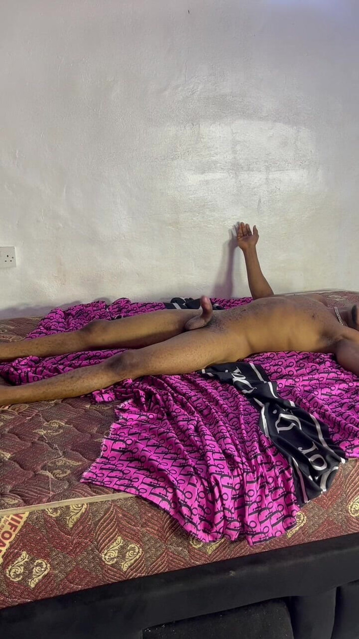 Africagirl: Jego Wielki Kutas wytrysk my little fertile sgolone cipki