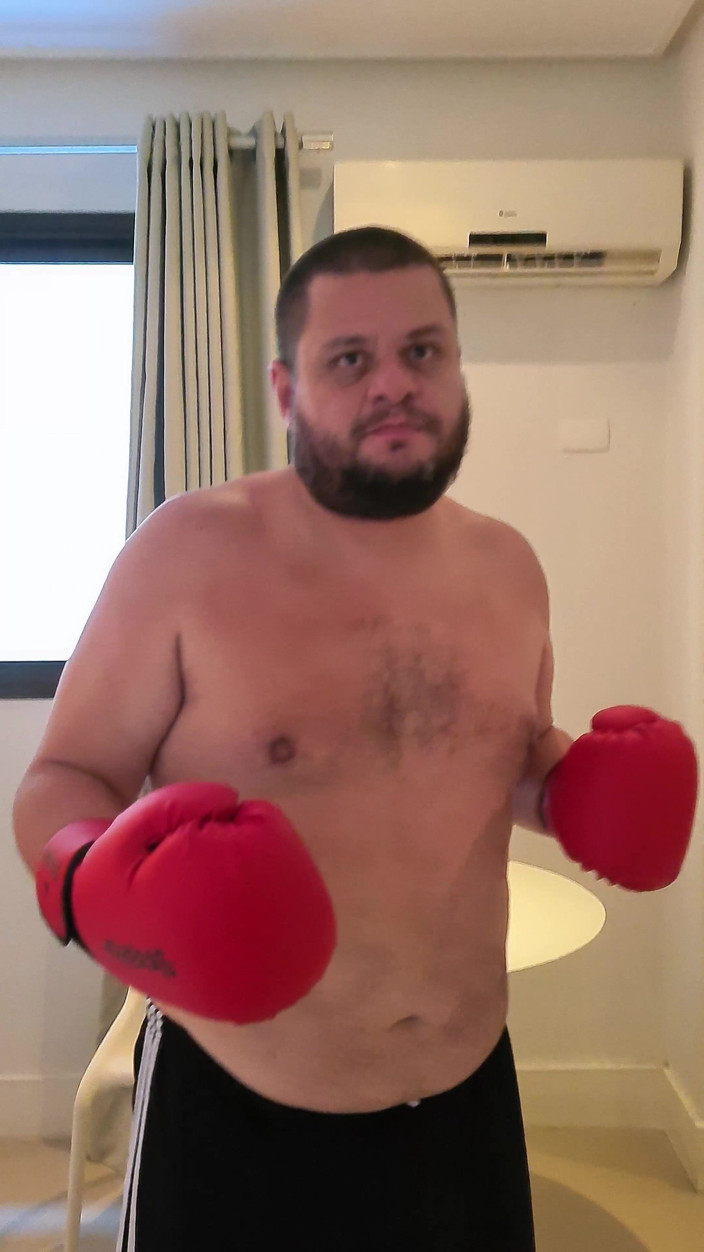 Punchbagplz: (sudut pandangan pertama) Bear Boxer mendominasi awak