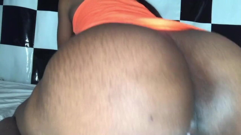 Elenabon: Horny Stepdaughter Wants Her Daddies Dick While Mommy Is Away
