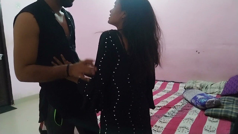 Indian college girls sex: Selbstgedrehte sinnliche geheimnisse einer selbstgedrehten Desi-college-freundin nach dunkelheit
