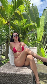 Outdoor Goddess Worship & Sissification and Humiliation