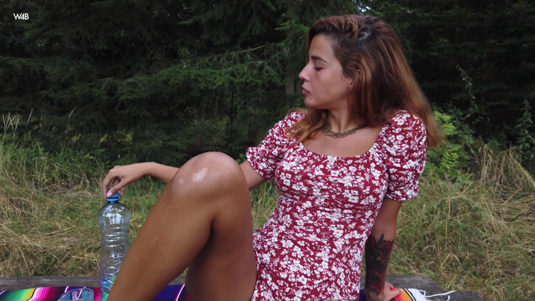 Watch4beauty: Forest Story with Agatha Vega