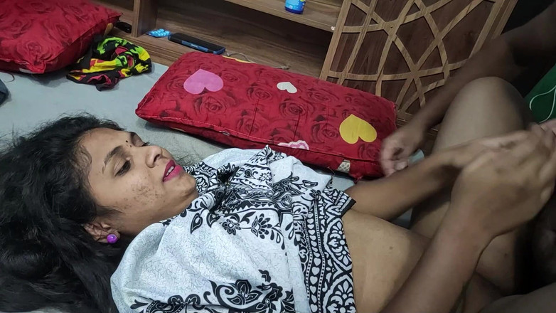 Vaigavarun45: マル大学の先生ホットロマンチックなハードファックネグリジェで教師の家の男の子と