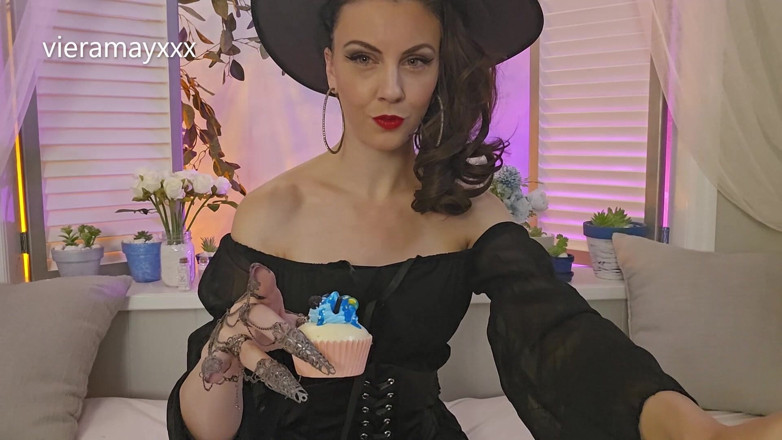 VieraMayXXX: Hansel a Gretel - Sfw