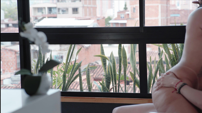 Kylei Ellish: Mladá MILF s velkým zadkem latinská žena šuká svého manžela jako výroční...