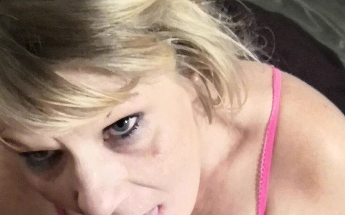 Milf-T: Leisurely Blowjob