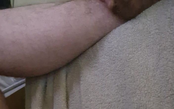 Sevenhalfinchcut: Excitată