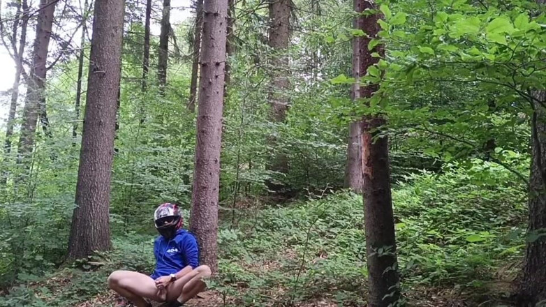 kickerscooter: Forest Risk: Jerking off a Dick Under a Busy Road