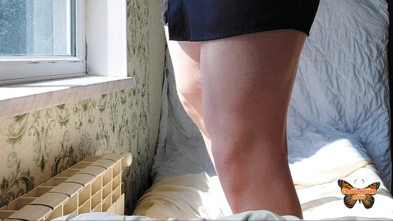Kitty_Cross: Büyük götlü sarışın götlü travesti model amatör üniversiteli kız evde tek...