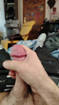 A Quick Cumshot 1