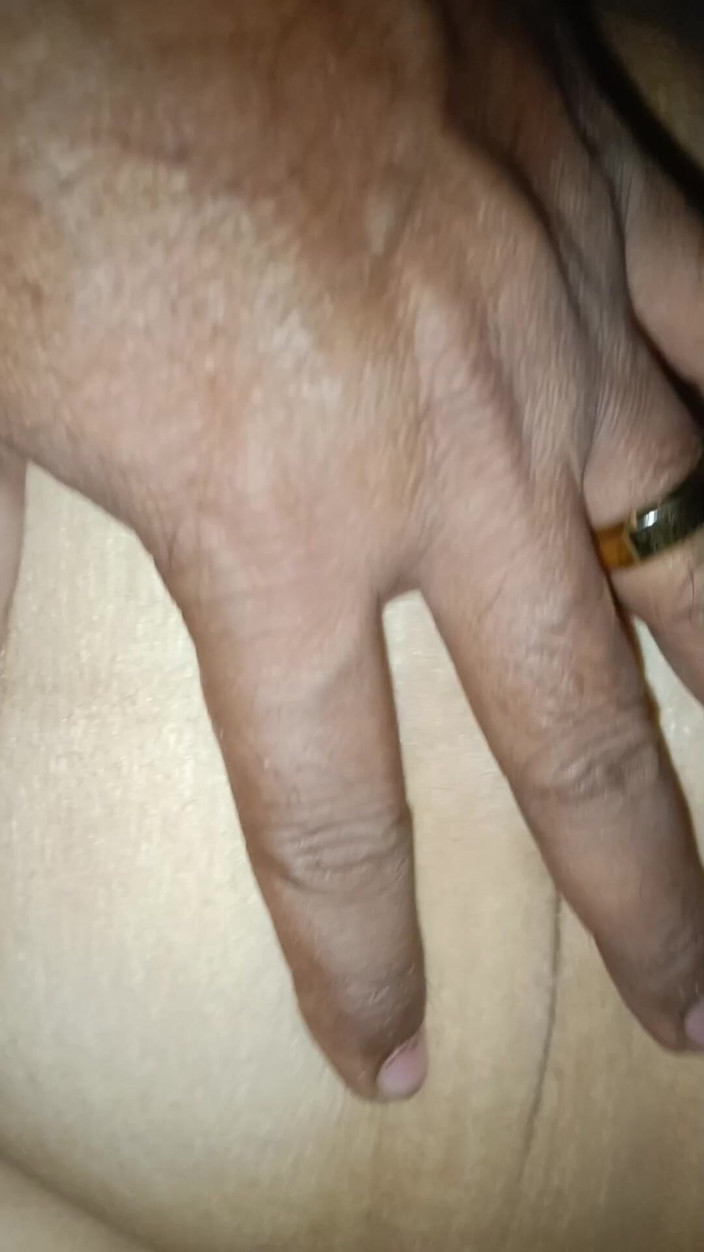 Saritasahni studio: पति के साथ देसी आंटी