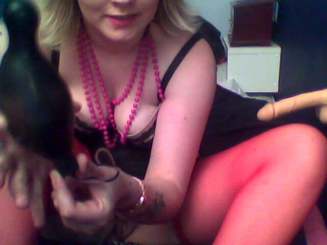 MissFFW: Saya menggunakan palam punggung kemalangan dalam pepek saya