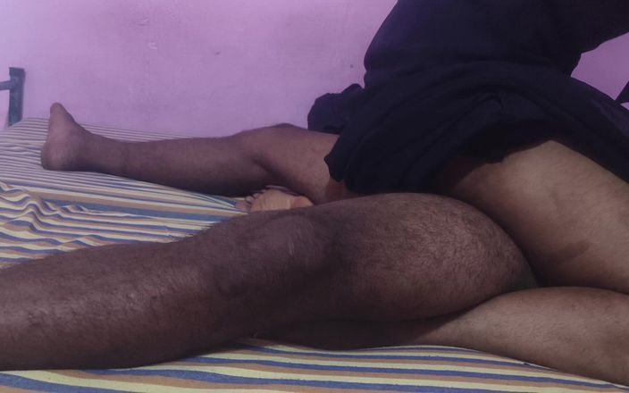 VillageBlackfairy: Une demi-sœur baise avec son copain