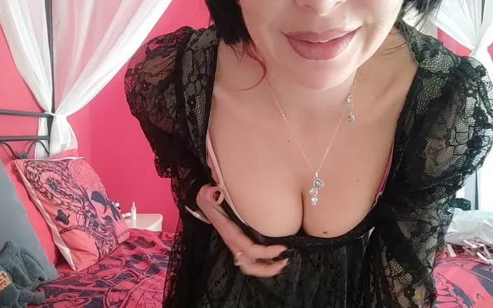 savannahamatoriale: fartin hot milf with perfect ass