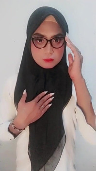 De profesor a adicto al pene - Sissy con hiyab con la mente rota