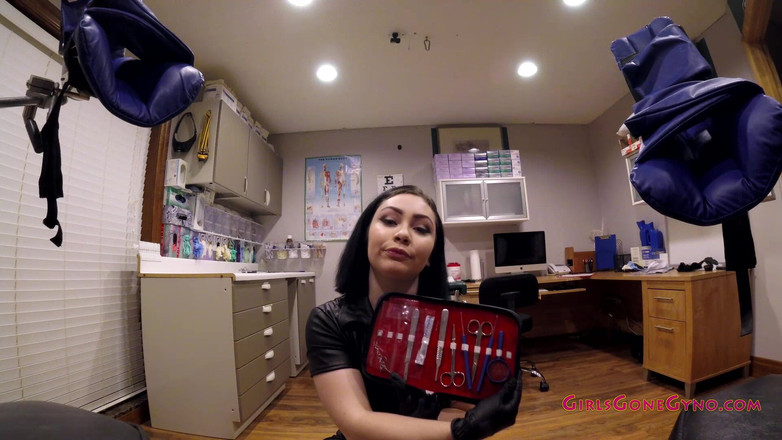 Lenna Lux: Sünnet operasyonu