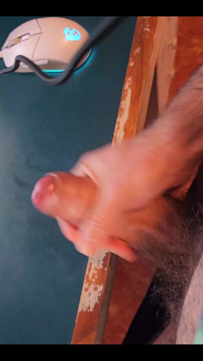 Ravingr: Snel cumshot