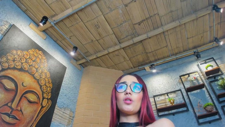 Lia Wood: Chia Dengan Warna Rambut Menari Seksi Sebelum Masturbasi Di Depan...