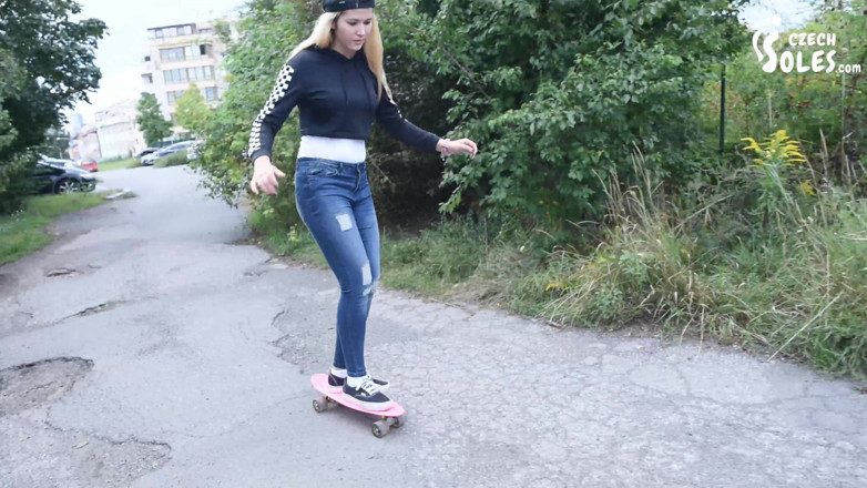 Czech Soles - foot fetish content: Teen skategirl sprain ankle and sexy BIG feet play