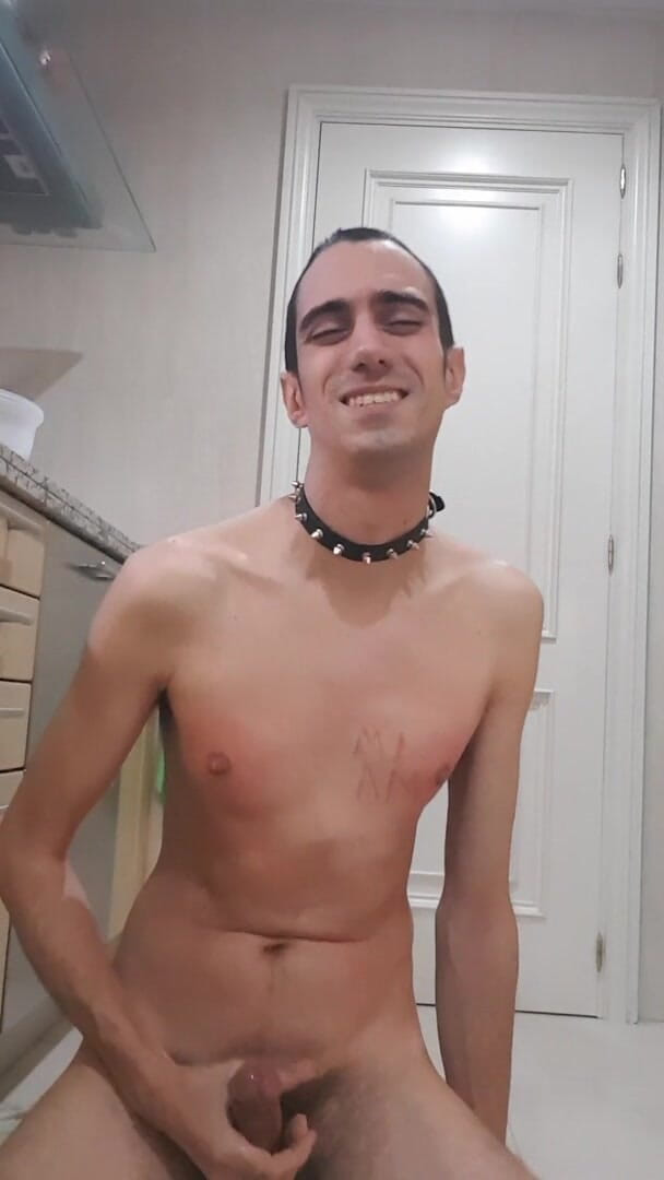 Slave Sparrow: BDSM Slave Takes Orders