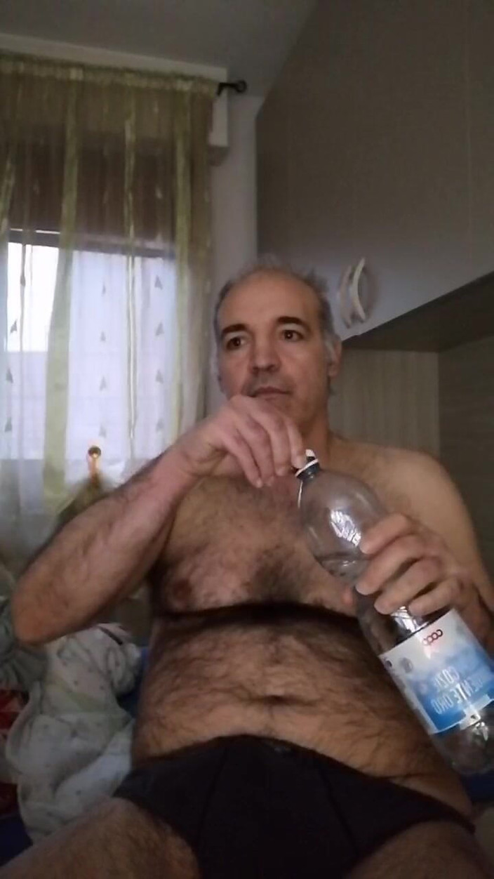 Setesesso7: Befana 秀 2025 年 1 月 6 日，双尿