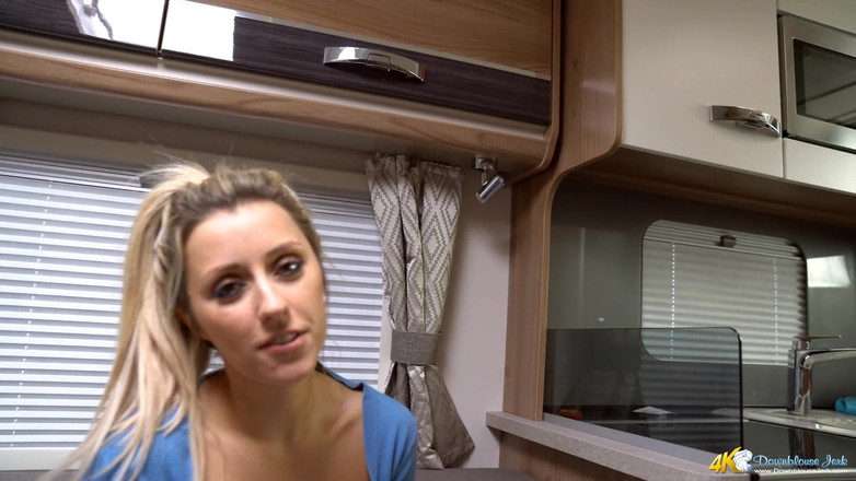 DownblouseJerk: Sedikit puting - JOI