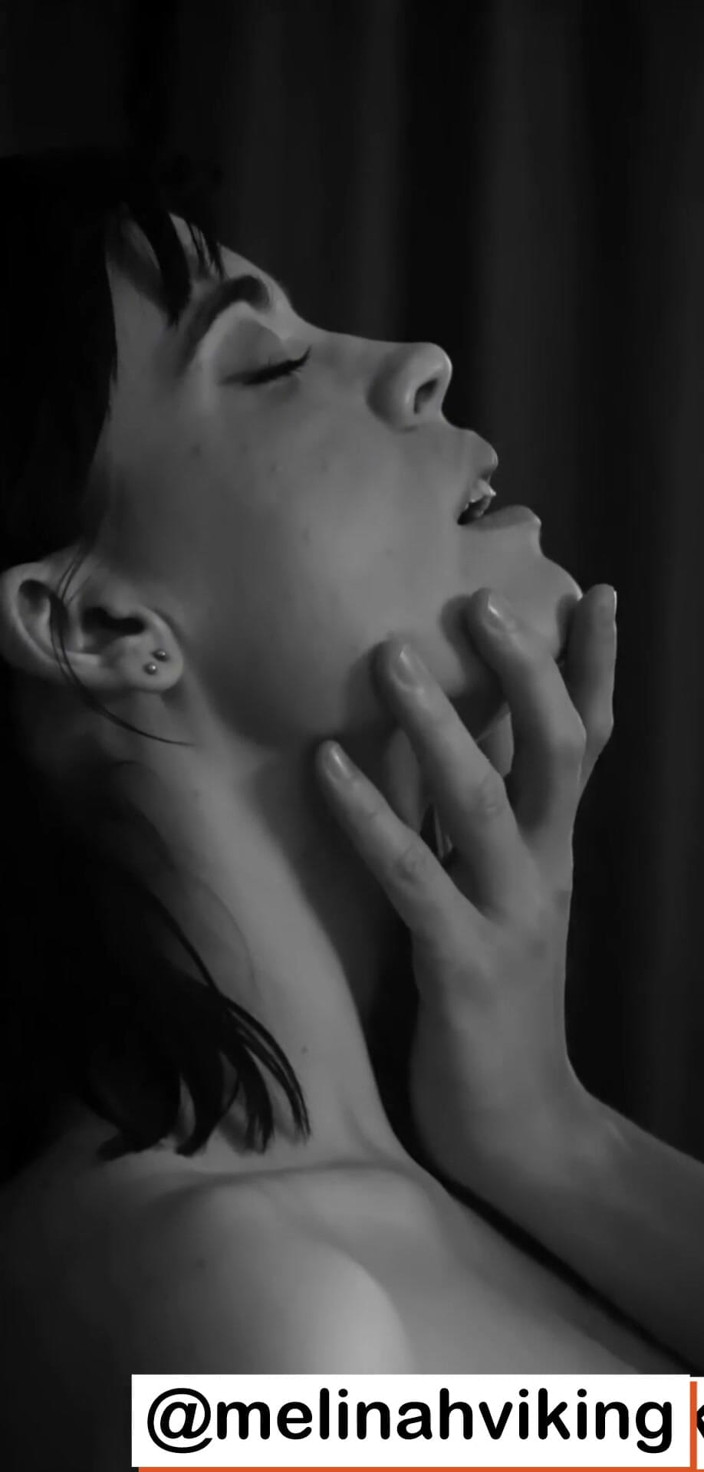 Melinah Viking: Noir Submissive '16