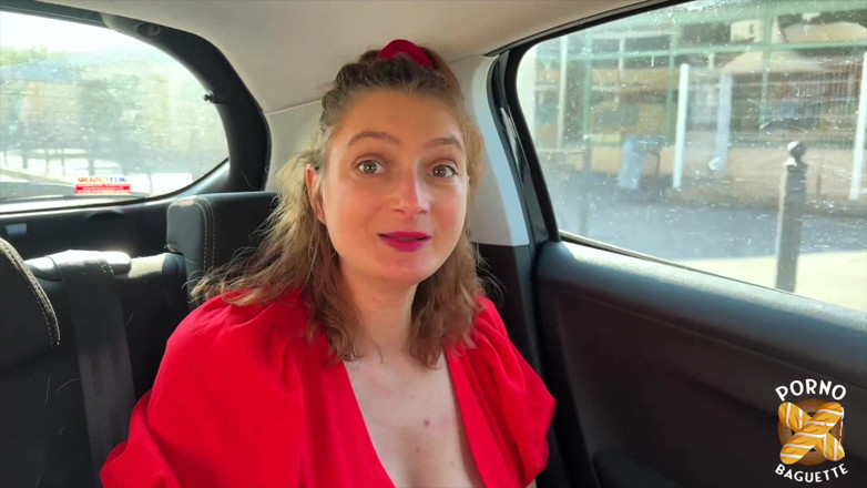 Porno Baguette: Charlotte si cewek cantik rambut merah dientot sama dua cowok...