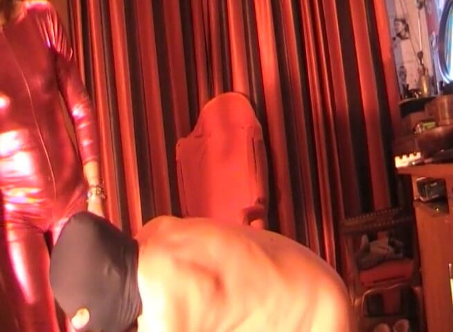 SassyTiff: Sessione hardcore amatoriale bdsm