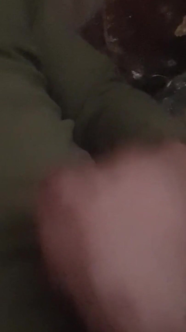 Porno masturbation (Red 69)