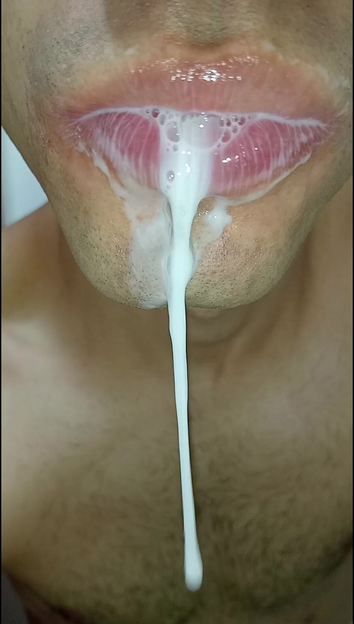 Rey rey: 深喉拉丁女郎咸湿的唾液 ahegao，吐口水，亲吻，顺从，口交