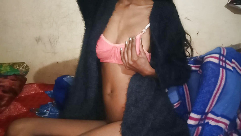 Truefuker: 性感的tina和老公做爱