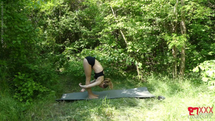 Gymnastic: Ballerina in the forest