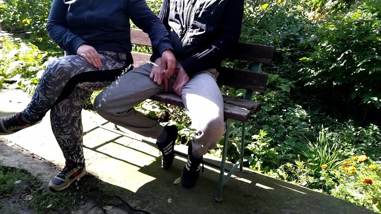 OurFetishLife: Я доверяю мой хуй мачехе на улице