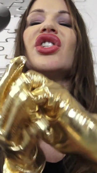 Guantes de diosa Perfecta, fetiche en primer plano