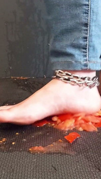 Tomatfötter sås