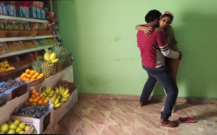 Bobbypranav: Bhaiya người bán trái cây đụ tôi