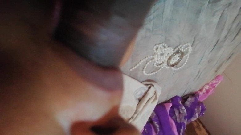 Tina Baby: 我的女仆有有趣的吮吸习惯 第2部分