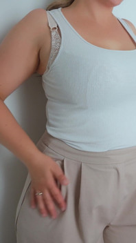 Elegant MILF Masturbates Standing up.