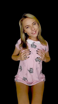 Chloe Toy - 다크룸 JOI