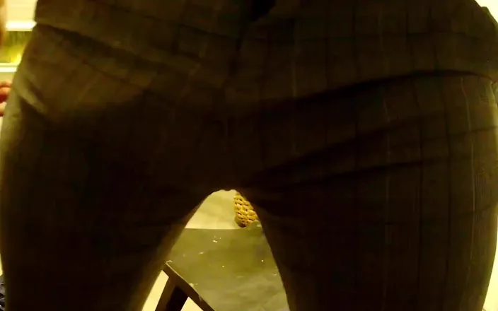 Dick Pants: Look at My Enormous P