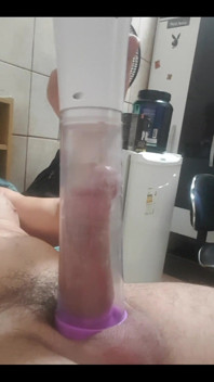 I'm Using This Pump and It's a Delight to Feel My Penis Getting Bigger and Bigger!