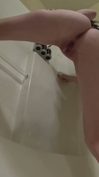 Pișare Pad and Tub Comp